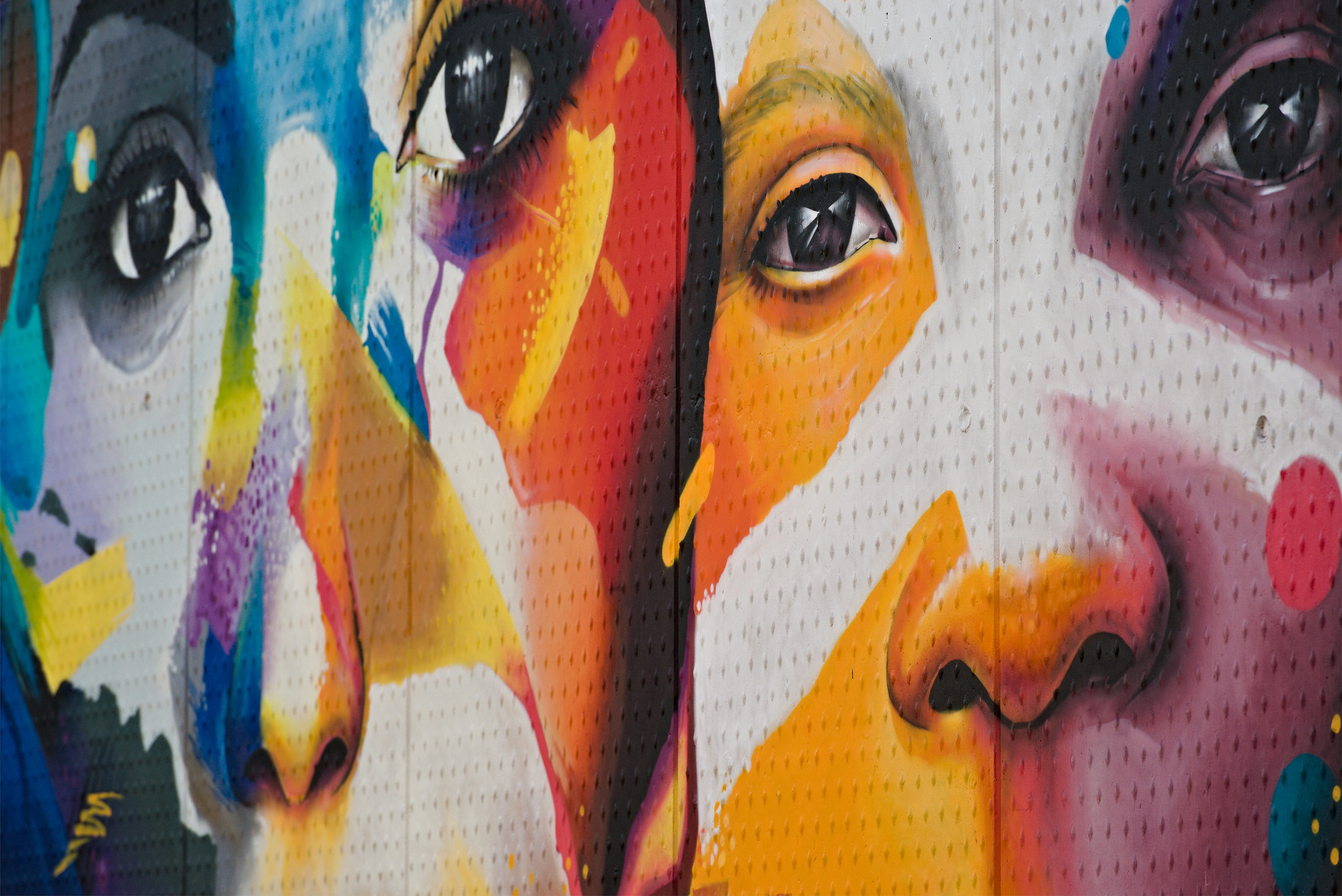  conceptphoto.info:Colorful faces, CC BY 2.0; by flickr; https://creativecommons.org/licenses/by/2.0/deed.de; https://www.flickr.com/photos/7c0/53990603460/in/photolist-2qfXXps-DaS7Ed-8x2tJ2-LVMuRV-2mXn8H6-22gnuYC-o9ymKa-5cCq6F-wFtKC-2iTWLBs-2gbPz8C-
