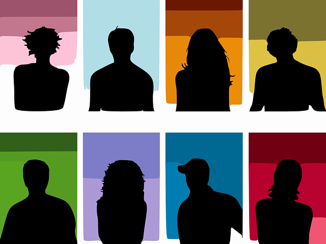 https://creativecommons.org/publicdomain/zero/1.0/; https://pixabay.com/de/vectors/menschen-personen-männer-frau-43575/ 