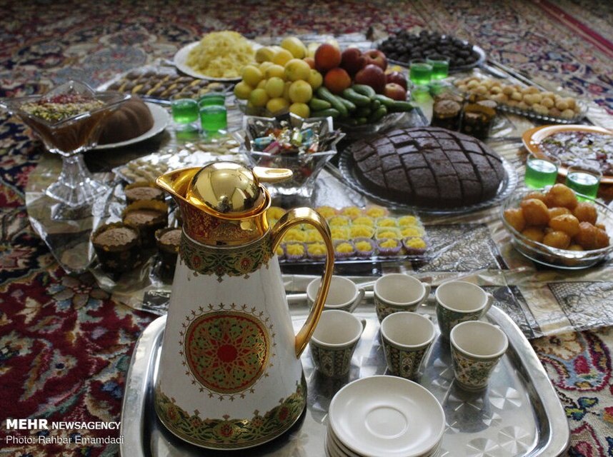 Eid al-Fitr, Bandar Abbas; CC BY 4.0 International, via Wikimedia Commons  © Mehr News Agency/Rahbar Emamdadi 